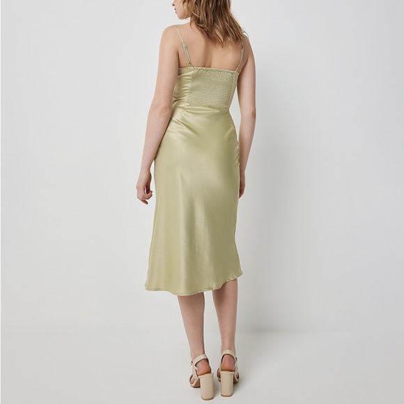 Ardene Women’s Light Green Satin Midi Dress Size Medium - Picture 2 of 10